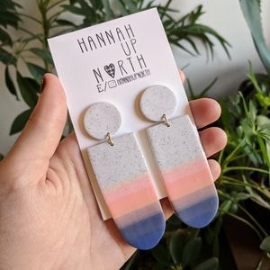 ✨HP✨Oversize dangle ombre earrings